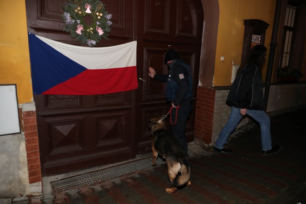 Hosté v jinecké restauraci nemuseli spěchat, podnik nezavřel