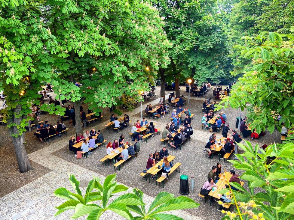 Na pivo a hokej jedině do Rígráčů (fotka je pořízena 22.5.2020).