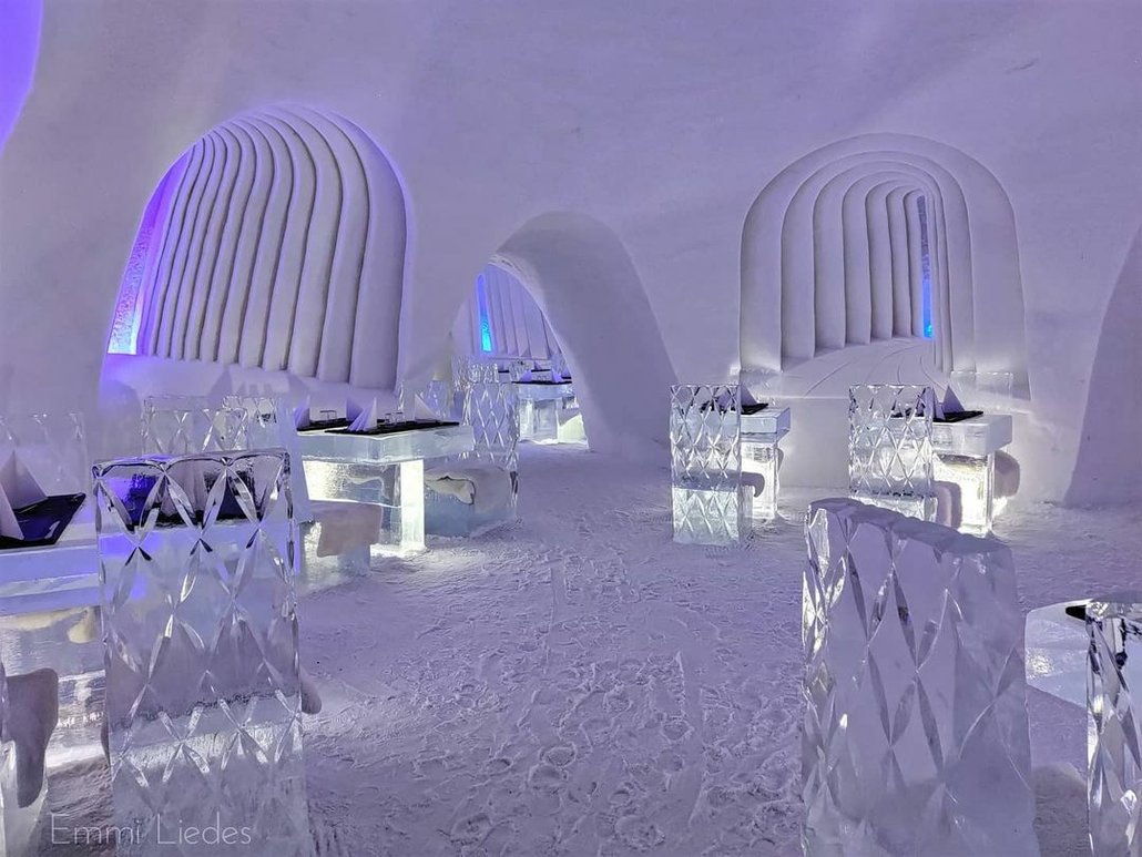 Ledová restaurace v Laponsku