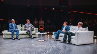 Zahraniční trhy lákají developery zejména svou předvídatelností, zaznělo na e15 REsummitu Zahraniční trhy lákají developery zejména svou předvídatelností, zaznělo na e15 REsummitu