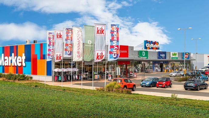 Retail park Brandýs nad Labem