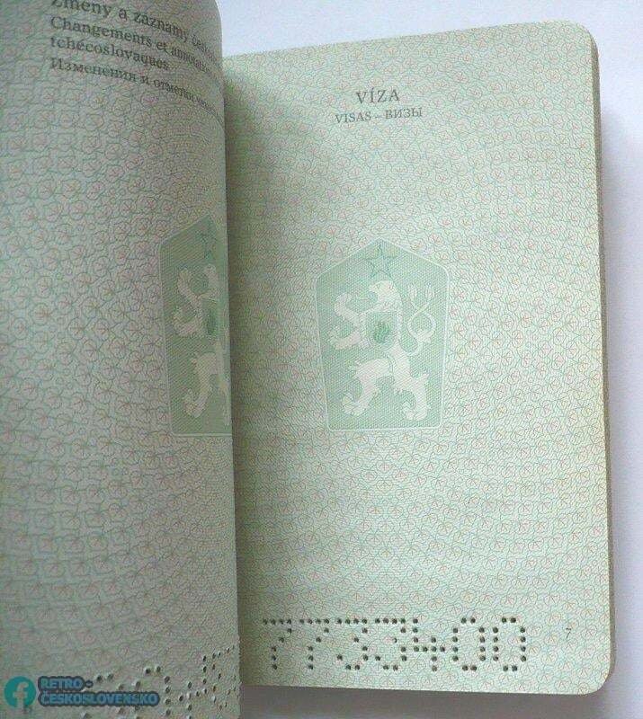 Cestovní pas byl jenom jedním z dokladů, který bylo nutné mít za hranicemi všude s sebou