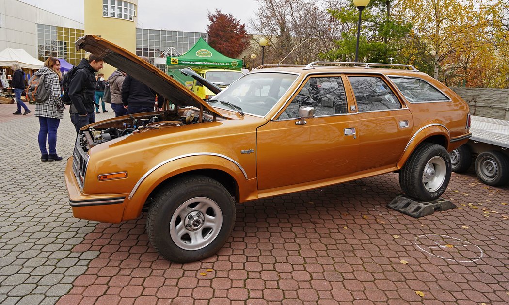 Americká auta u nás k nejrozšířenějším nepatří, proto nás snad nejvíce zaujalo nádherně originální zlaté kombi AMC Eagle