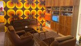 Dva kanály, žádný ovladač, nekonečné estrády. Zavzpomínejte na televizi za socialismu!