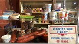Doba céček, prázdných regálů a sektorového nábytku: Objevte nové Retro muzeum v Kotvě