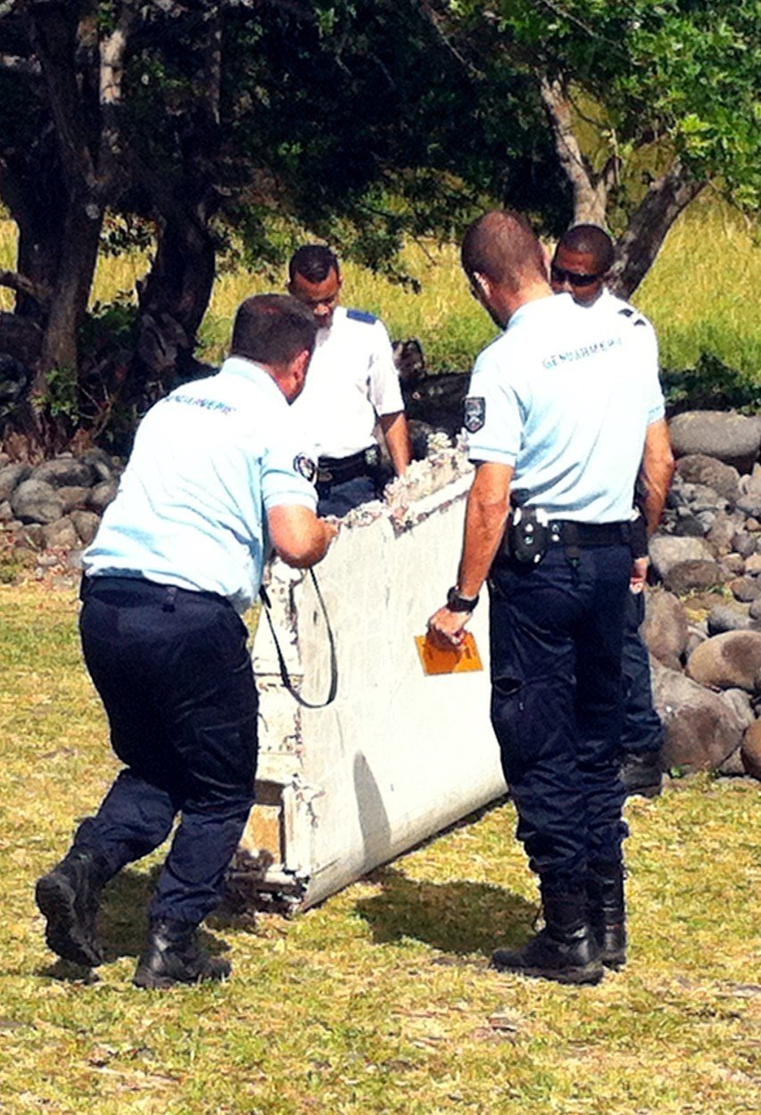 Na Réunionu v roce 2015 našli kus letadla, jenž mohl patřit zmizelému MH370.
