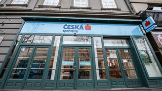 Česká spořitelna propustí stovky manažerů a dalších zaměstnanců. Nové lidi nabere do IT