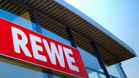 Společnost REWE Zentralfinanz bude muset zaplatit pokutu téměř 24 milionů korun.