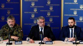 Náměstek ministra obrany Filip Říha rezignoval.