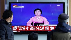 Ri Čun-hý oznamuje severokorejskému lidu, že země úspěšně testovala vodíkovou bombu.