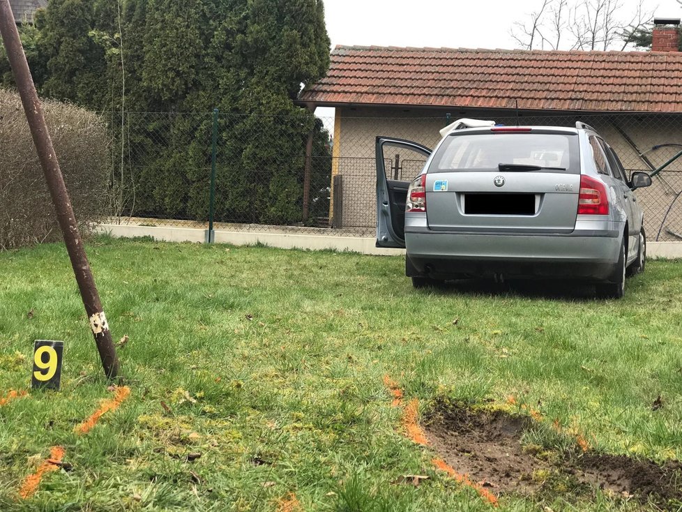 Řidička v Říčanech nezvládla řízení.