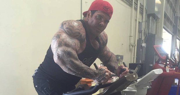 Kulturista Rich Piana (†46) zemřel po dvou týdnech v kómatu. Nikdy se netajil tím, že miluje steroidy.