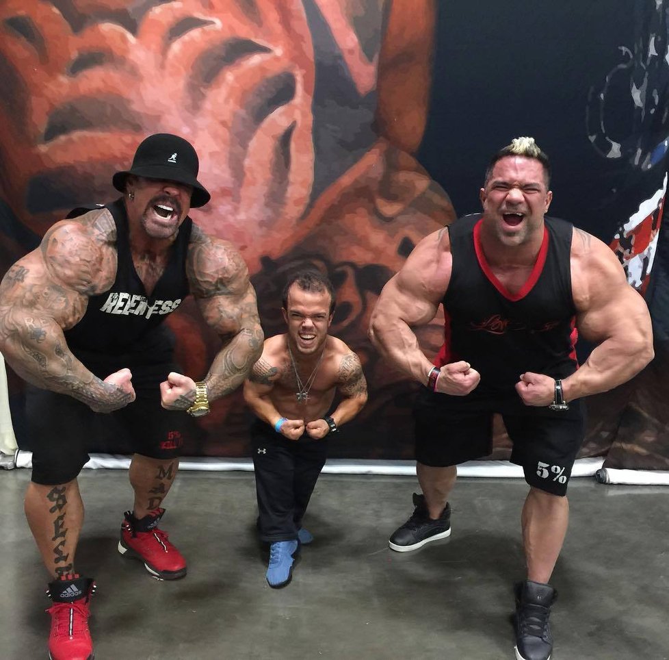 Kulturista Rich Piana skončil v kómatu. Na Instagramu se vždy chlubil svými svaly.