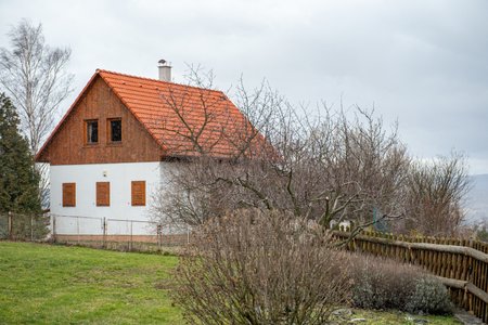 Chata ministra životního prostředí Richarda Brabce (ANO) v Malíči na Litoměřicku.