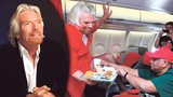 Miliardář Richard Branson (62): Prohrál sázku, musel dělat letušku!