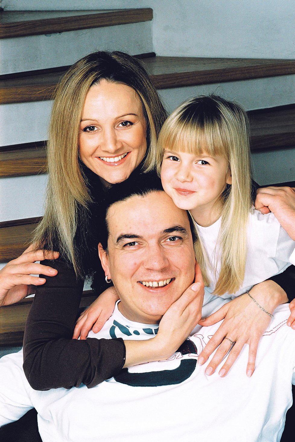 Richard Genzer s Lindou Finkovou v roce 2005 s tehdy sedmiletou dcerkou Viktorkou