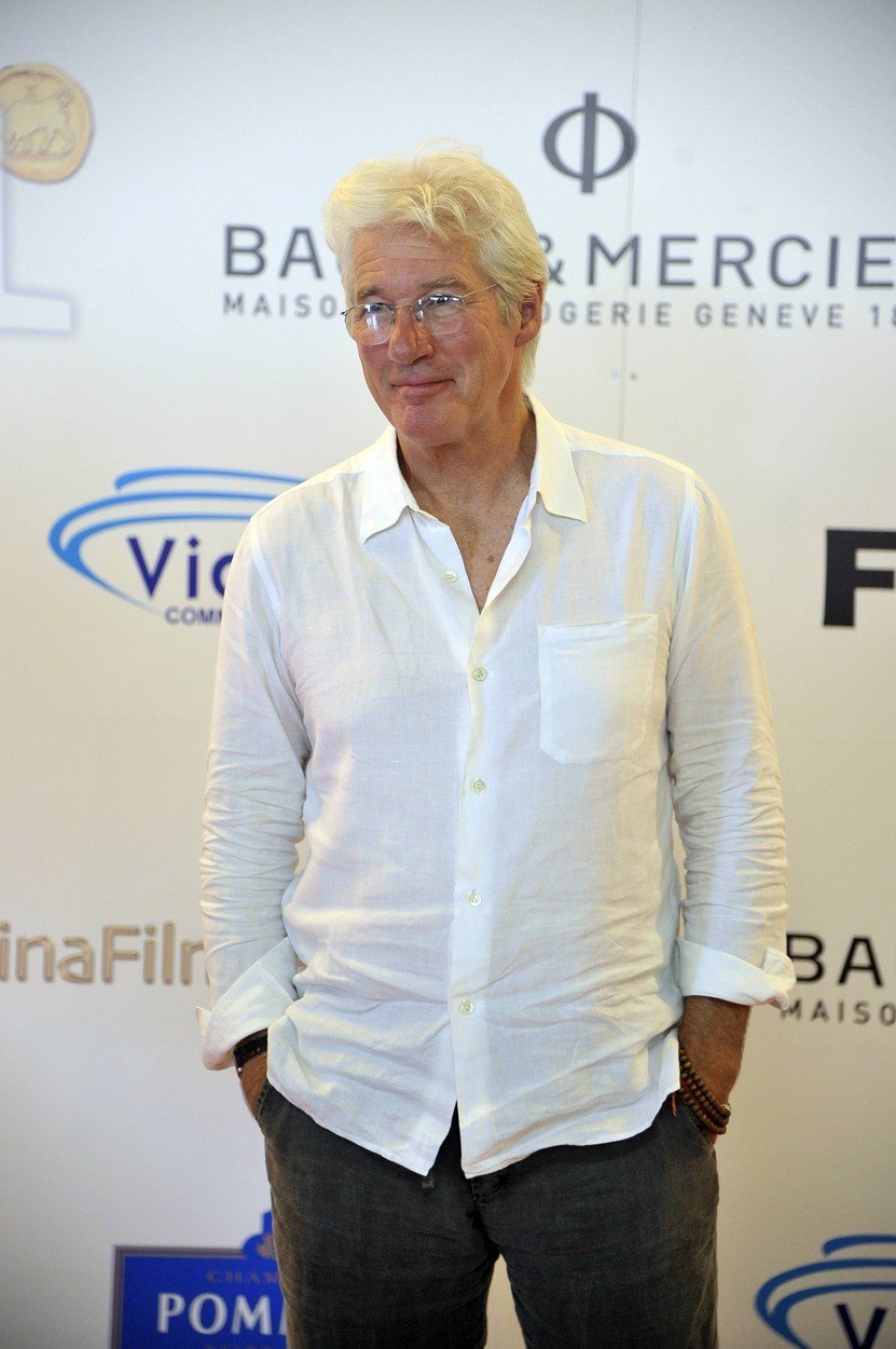 Richard Gere přijede letos do Varů.