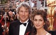 Richard Gere a Cindy Crawford - ten rok časopis udělil ocenění nejvíc sexy pár roku.