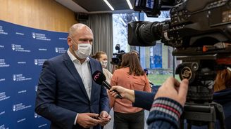 Slovenská vláda se rozpadá. Čaputová přijala demisi čtyř ministrů a vyzvala Matoviče k rezignaci