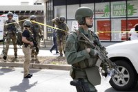 Střelba na autobusovém nádraží v USA: Dva mrtví a dva zranění