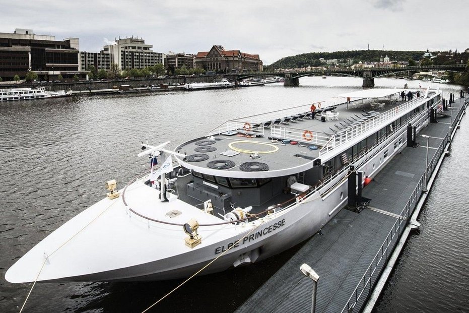 Říční hotelová loď Elbe Princesse v Praze