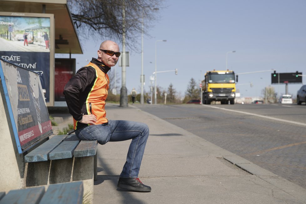 Velkým snem Aleše je uskutečnit na motorce salto vzad. Rád by tímto svým počinem nejen motivoval druhé v tom, že se sny mohou plnit za jakkoliv nepříznivých okolností, ale zároveň by při té příležitosti rád vybral nemalou částku, kterou by věnoval na podporu handicapovaným dětem.