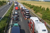 Hromadná nehoda na dálnici D5: Komplikace jsou na příjezdu do Prahy
