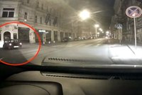 „Promiňte, jdu spinkat,“ řekla žena za volantem: Strážníci jí naměřili 2,6 promile