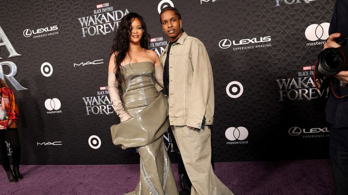 Rihanna a rapper A$AP Rocky na premiéře filmu Black Panther: Wakanda Forever Rihanna a rapper A$AP Rocky na premiéře filmu Black Panther: Wakanda Forever