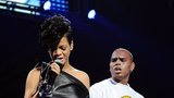 Rihanna: Zmlátil mě, protože měl jinou