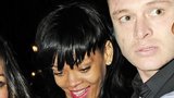 Zpěvačka Rihanna: Pár dní po kolapsu zase vymetá večírky!