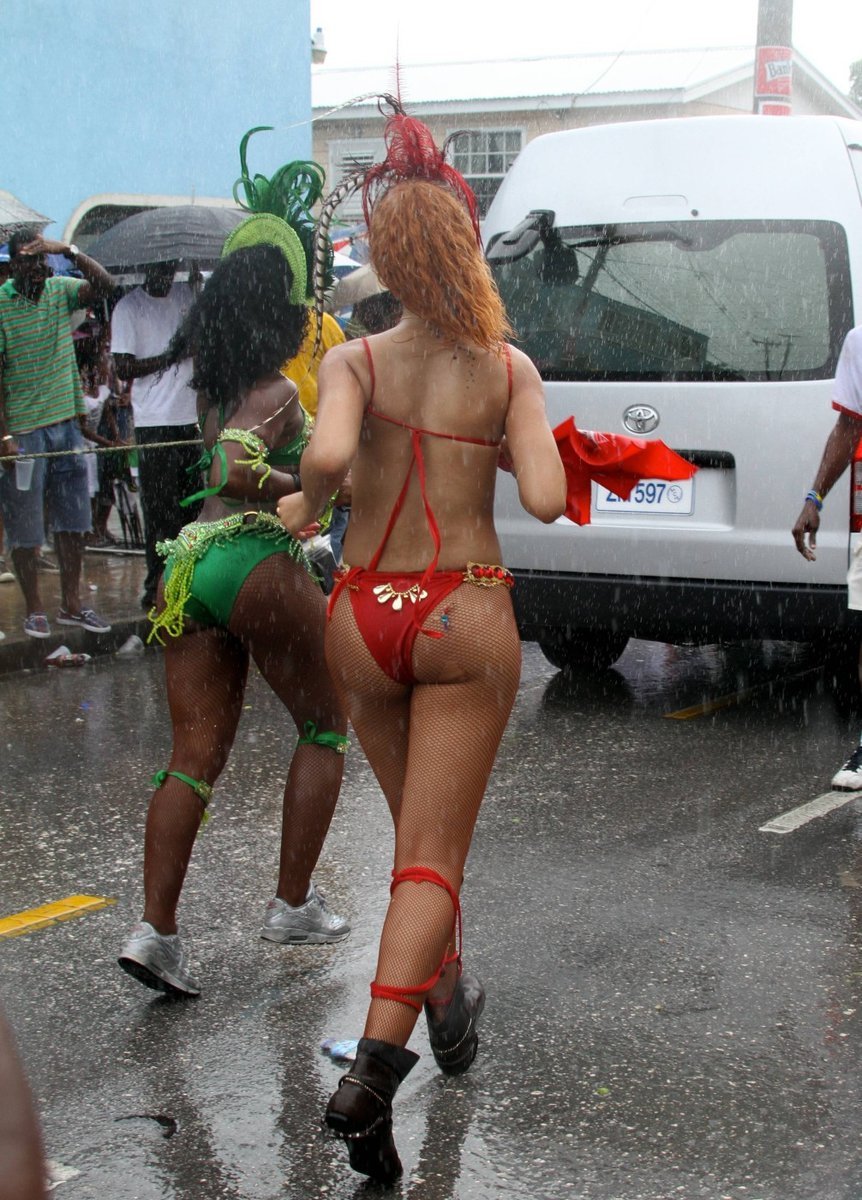 Rihanna se na karnevalu pěkně odvázala.