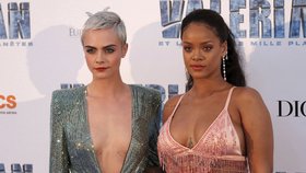 Zpěvačka Rihanna se zúčastnila i premiéry filmu Valerian ve francouzském Saint Denis