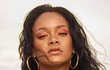 Rihanna je tváří vlastní kosmetické značky.