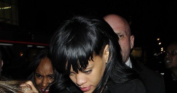 Rihanna byla zase  opilá