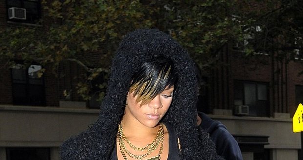 Rihanna podprsenku vůbec neřešila!