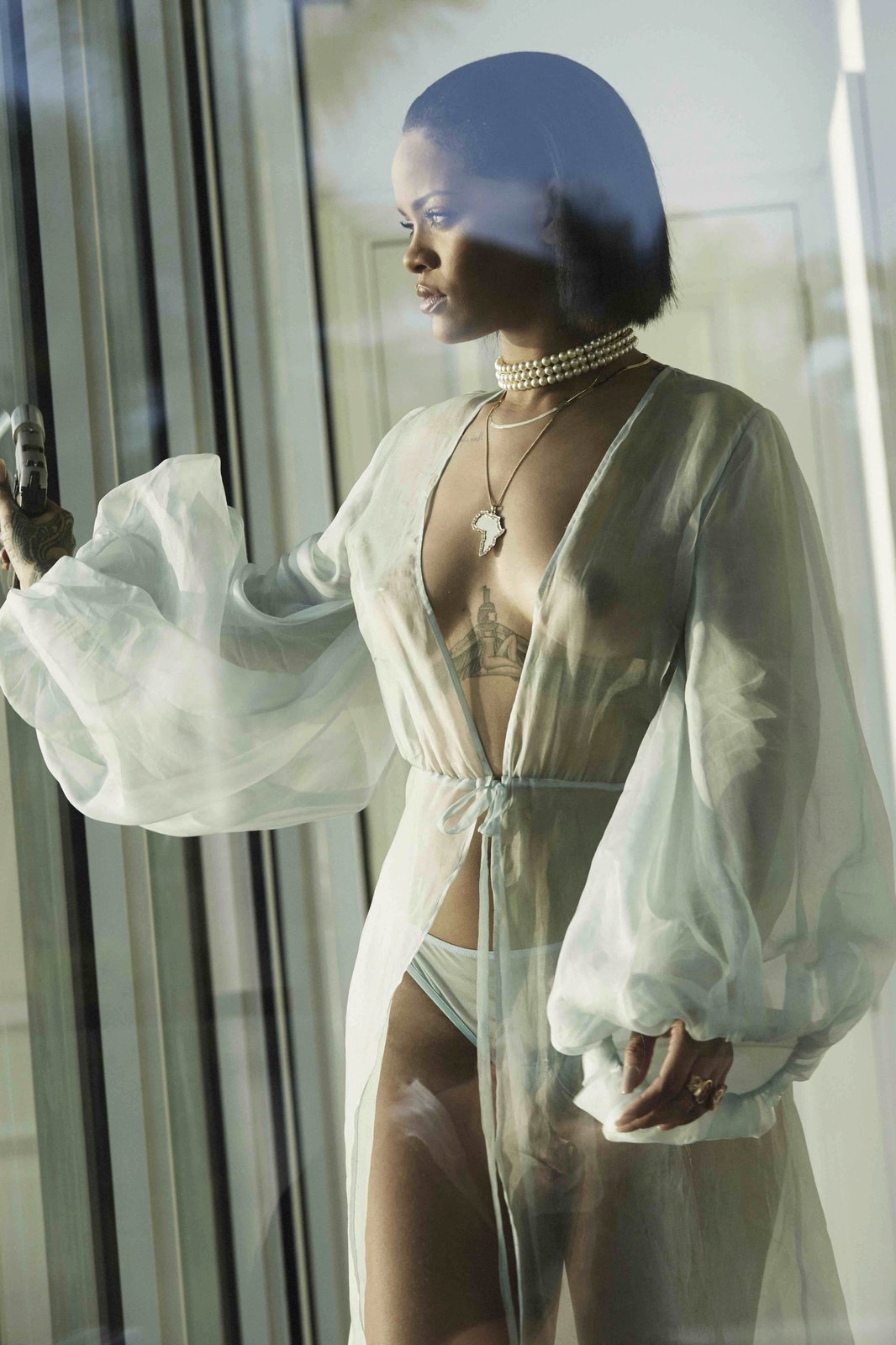 Rihanna se nemá za co stydět, a tak svoji postavu ukazuje, jak to jen jde.