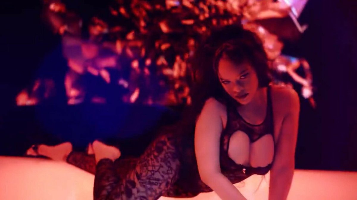 Rihanna září v nové kampani své módní značky.