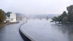 Kde fotit „nej“ podzimní fotky v Praze? Profíci doporučují Grébovku či Stromovku. Zaručená pecka je Vltava!