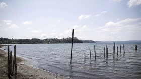 Jezero Bracciano nedaleko Říma
