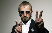 Bývalý alkoholik a feťák Ringo Starr: V 75 letech vypadá líp než jeho syn!