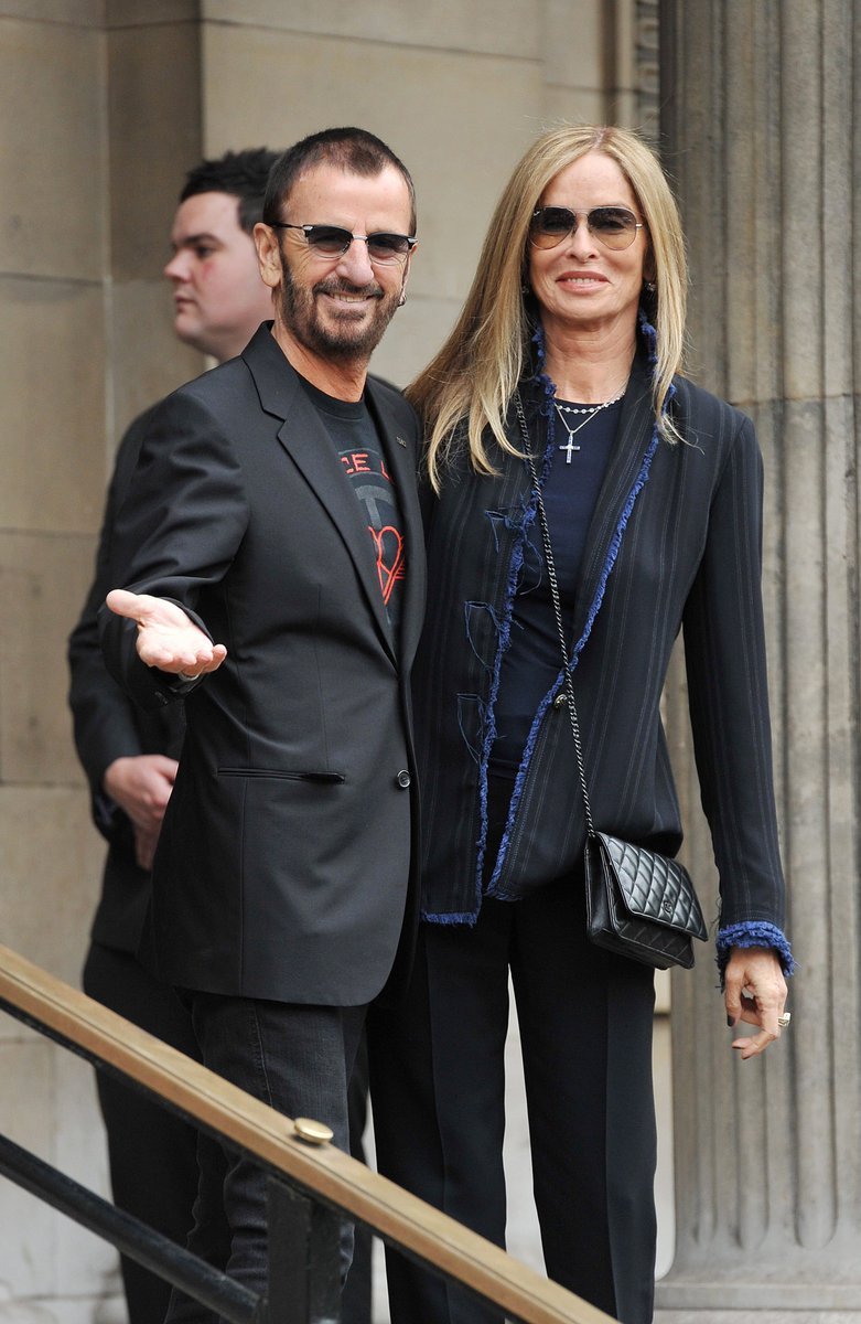 Na svatbu přijel i jeden z členů kapely Beatles Ringo Starr se svou manželkou Barbarou Bach 