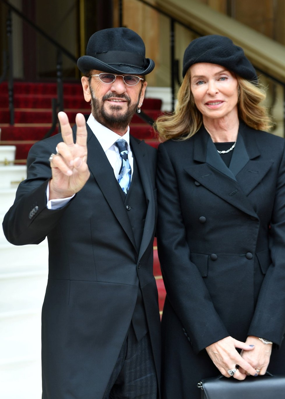 Ringo Starr s manželkou.