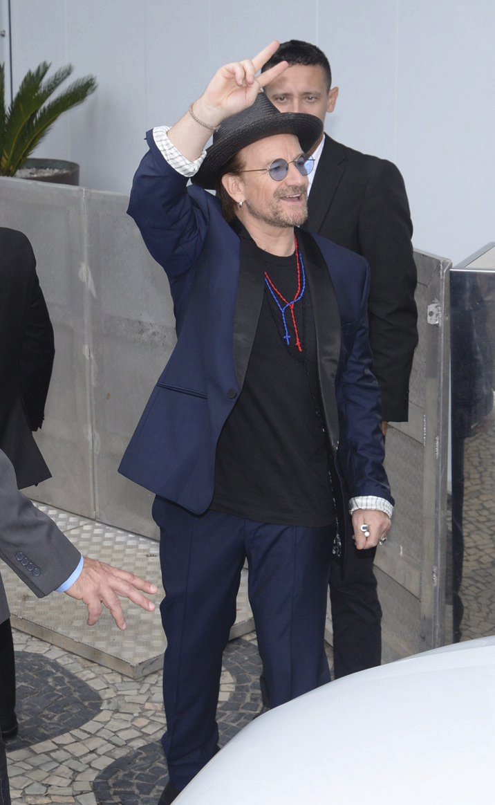 Bono v Riu.