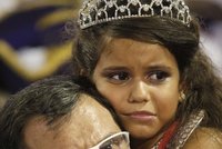 Královna samby (7) netančila: Z davů se rozplakala