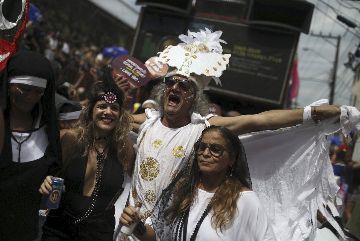 Festivalové veselí v Riu de Janeiru.