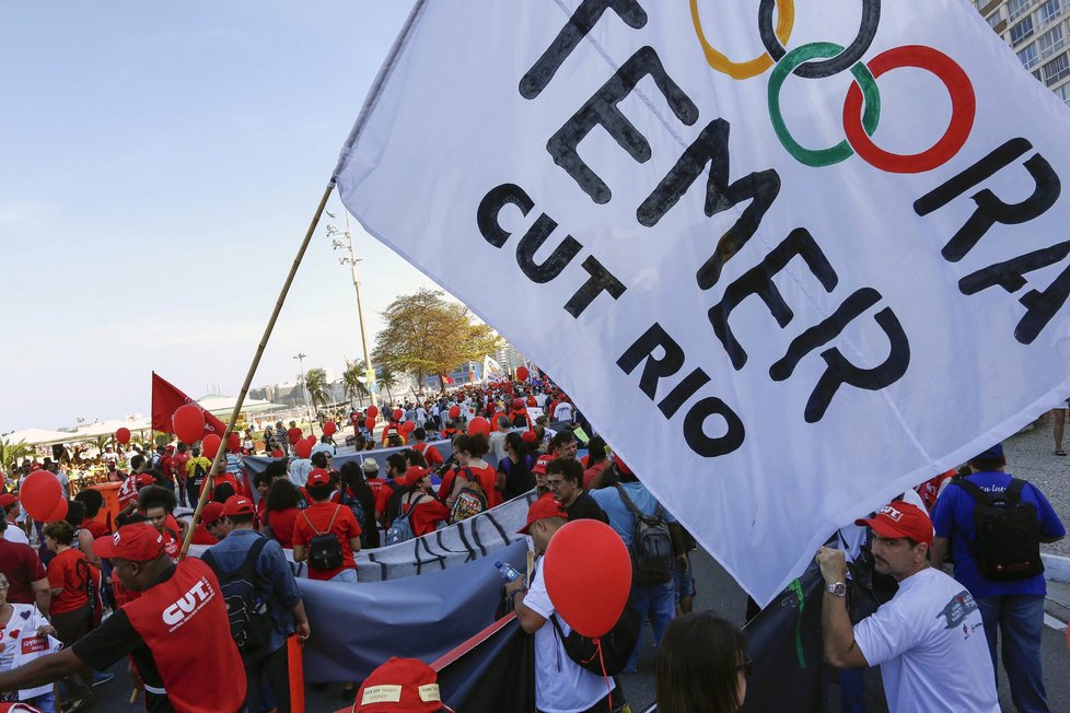 Start olympiády v brazilském Riu de Janeiro provázely protesty.