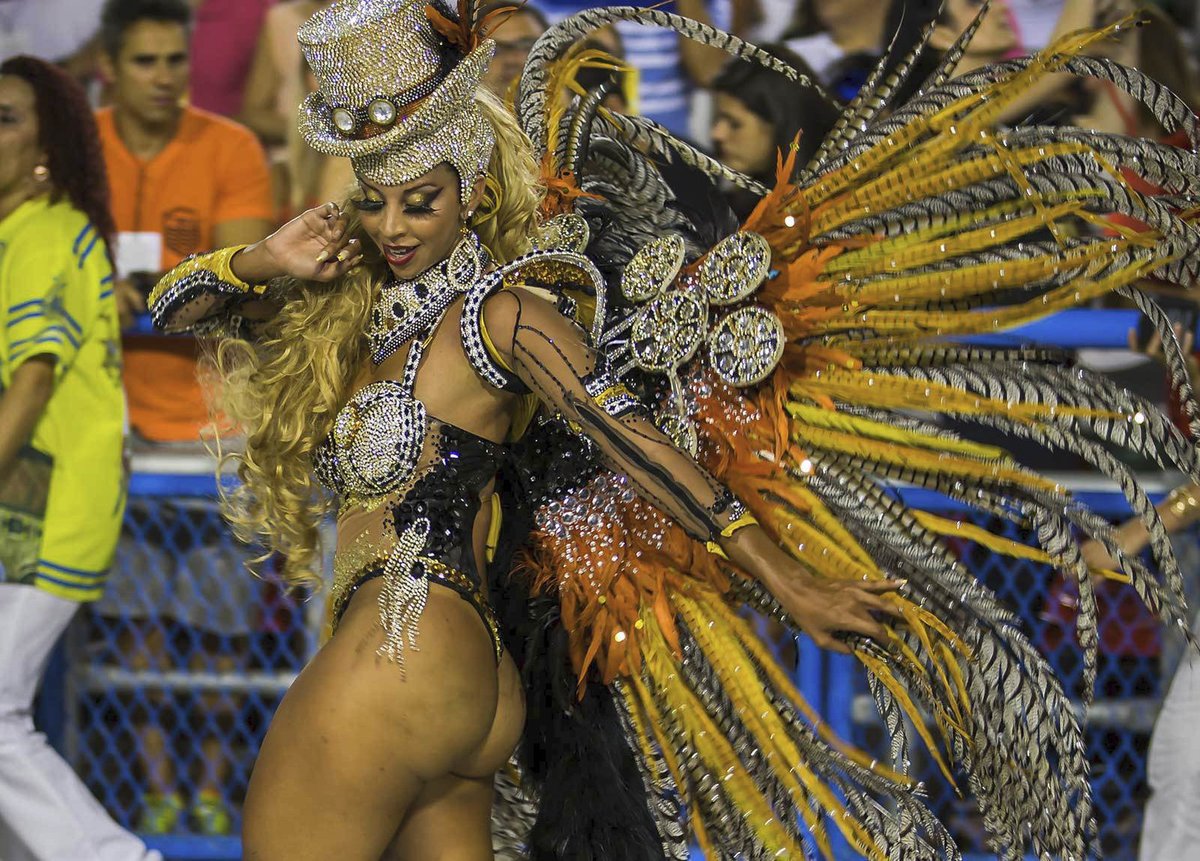 Karneval v Riu - Málo oblečení, hodně samby.