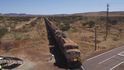 Společnost Rio Tinto vozí železnou rudu z dolu Tom Prince do přístavu Cape Lambert na západě kontinentu autonomním vlakem. Trať měří 280 kilometrů.