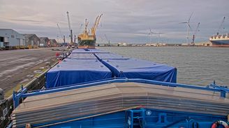 Nákladní loď Rio2 míří do Antverp. Sledujte živě její cestu do jednoho z největších přístavů Evropy